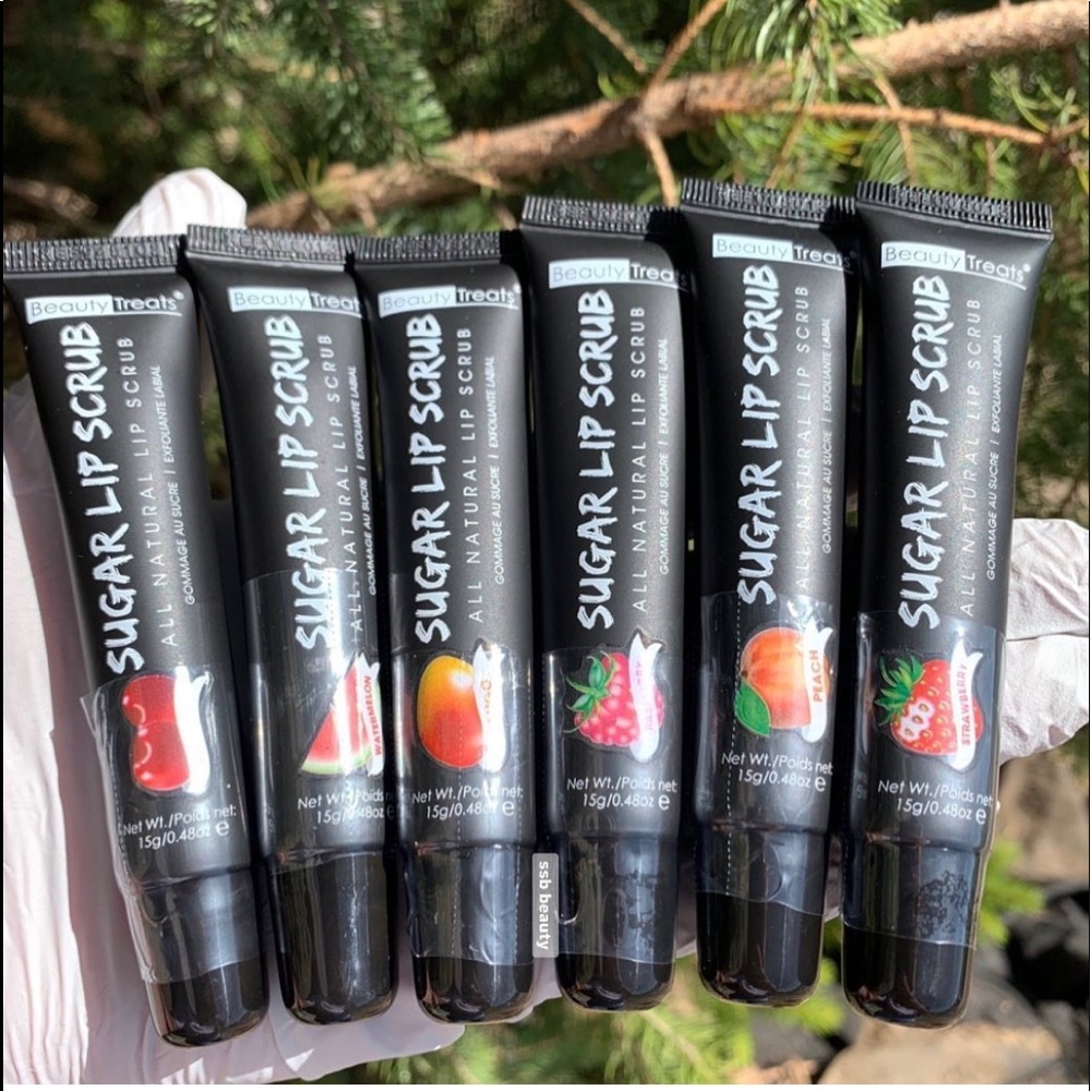 sugar lip scrubs 🍉